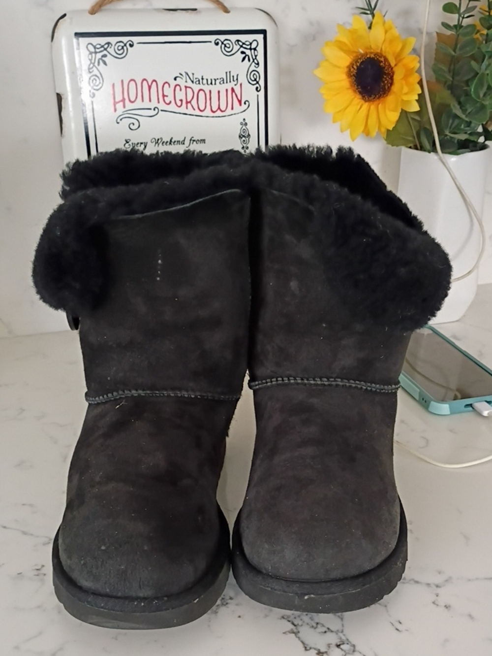 Ugg Bailey Short Winter Boots
